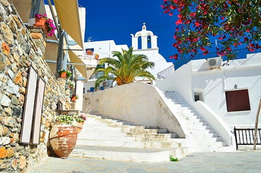 The whitewashed streets of Naxos